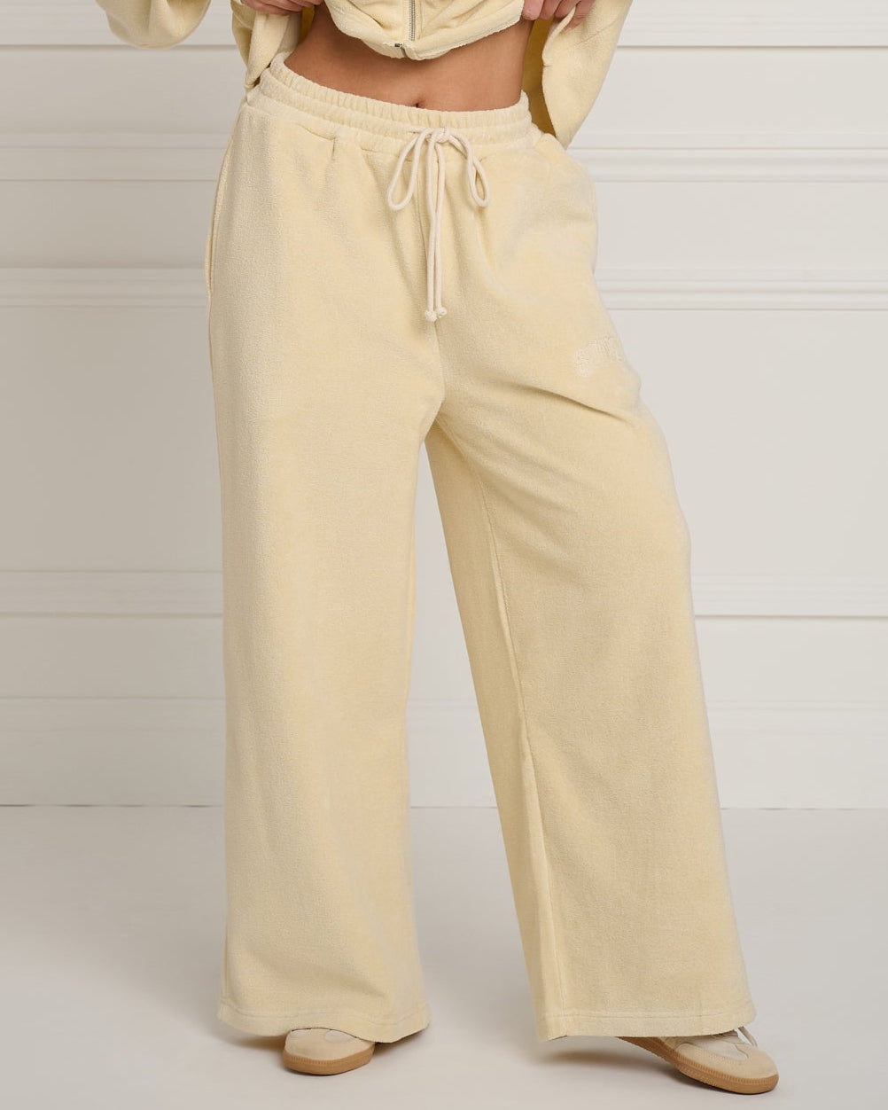 Looped Wide Leg Jogger